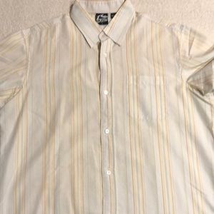 Short sleeve button up